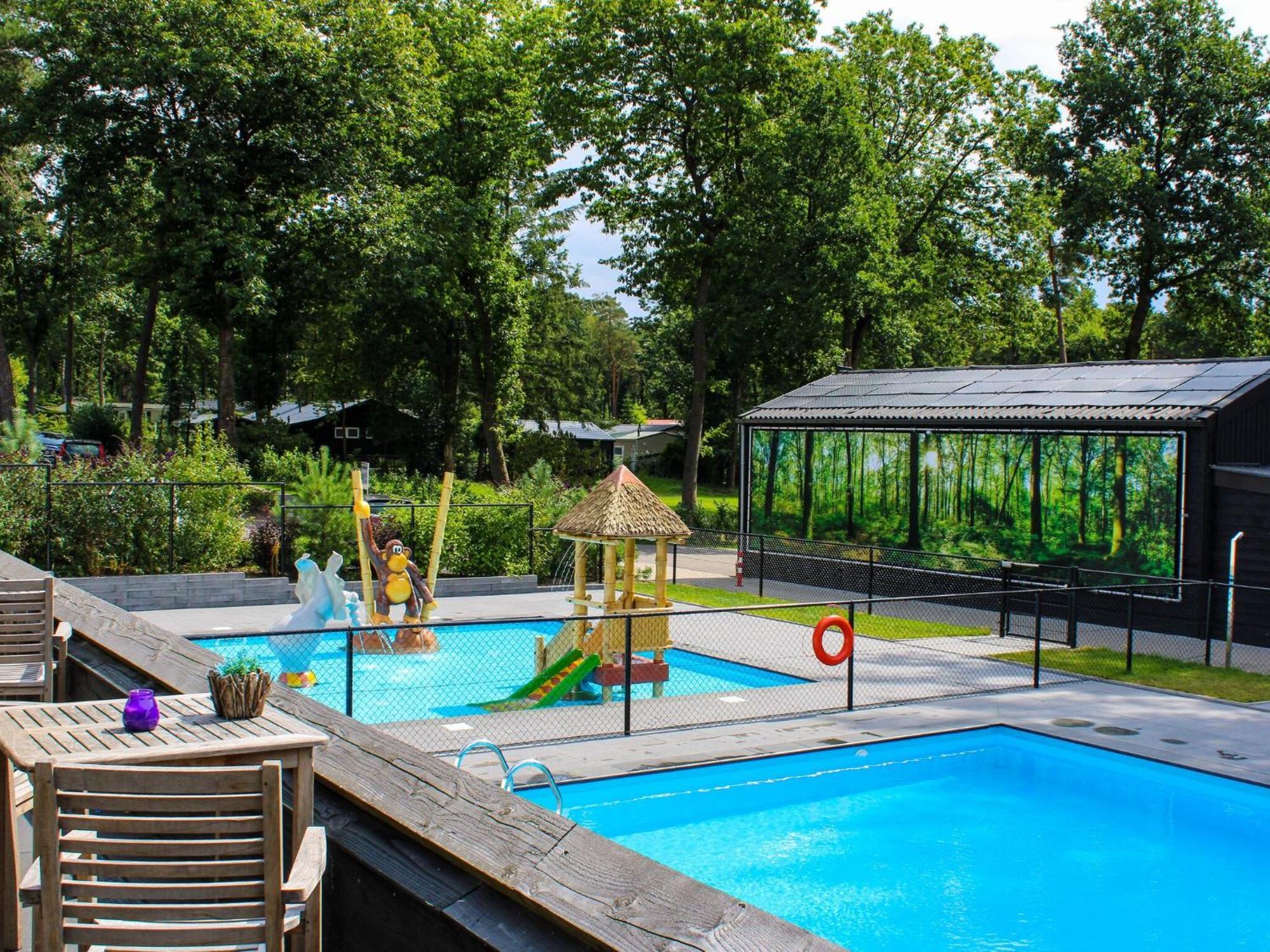 Comfortable Chalet With Combination Microwave Near The Veluwe هونديرلو المظهر الخارجي الصورة